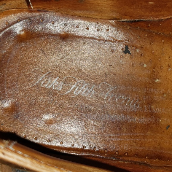 Saks Fifth Avenue Shoes - Picture 5 of 5